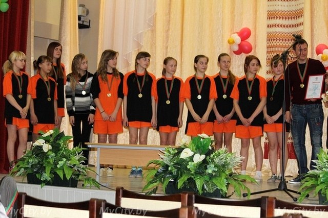 Вторая школьная лига вновь покорилась ученицам средней школы №8 Могилёва