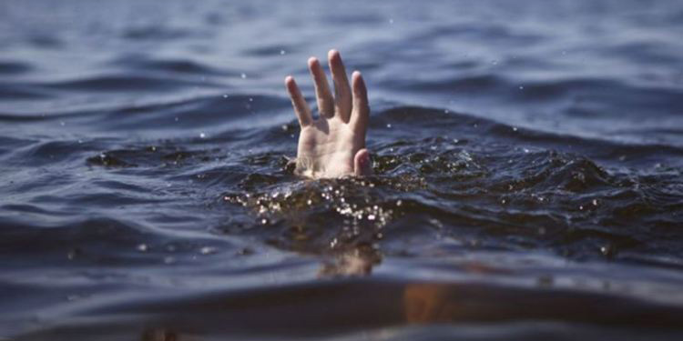 В Могилеве мужчина прыгнул с моста в Днепр и утонул