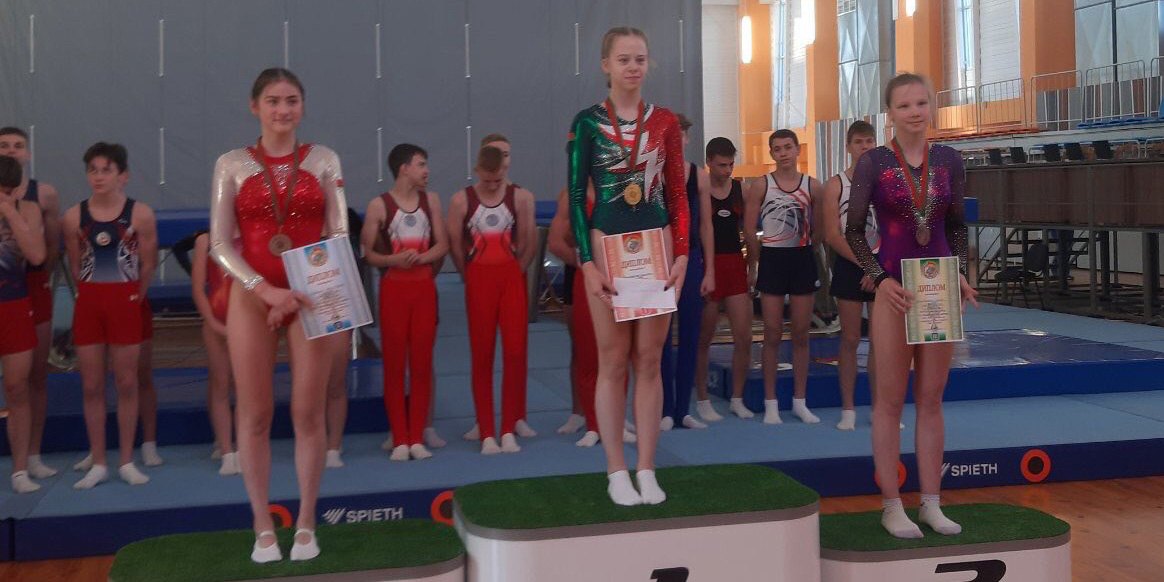 Могилевские спортсмены успешно выступили на первенстве Беларуси по прыжкам на батуте