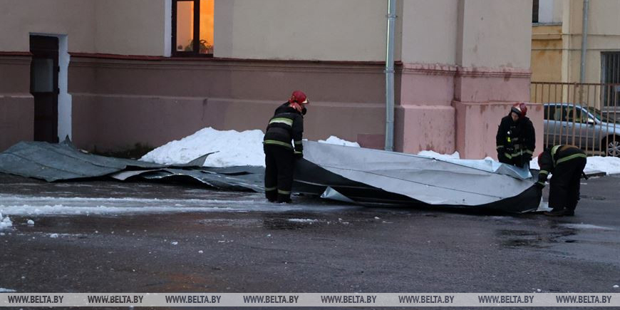 Из-за сильного ветра в Могилевской области пострадали 120 населенных пунктов, травмированы 2 человека