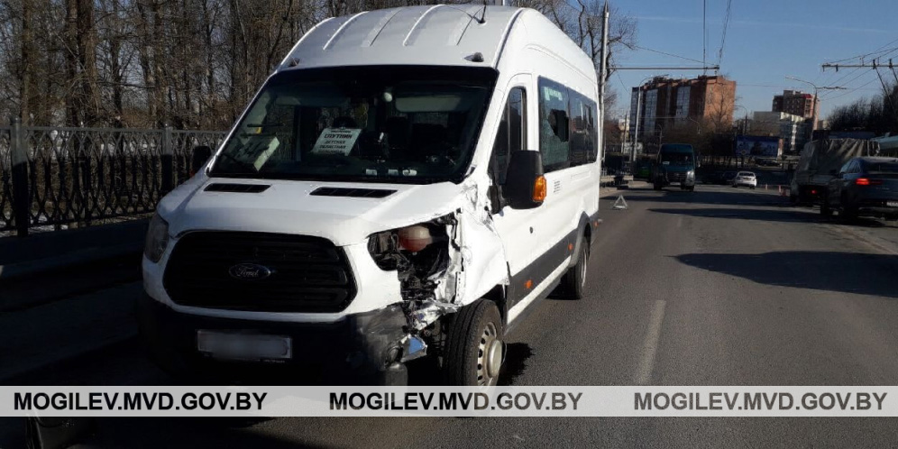 Водитель маршрутки устроил серьезное ДТП в Могилеве