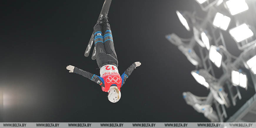 Белорусская фристайлистка Анна Гуськова завоевала олимпийское серебро в лыжной акробатике