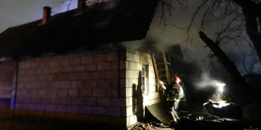 На пожаре в Могилеве погибли братья-пенсионеры