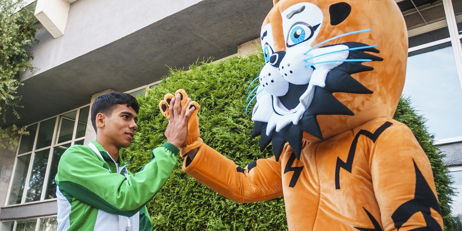 В Могилеве встретили участников II Игр стран СНГ из Туркменистана