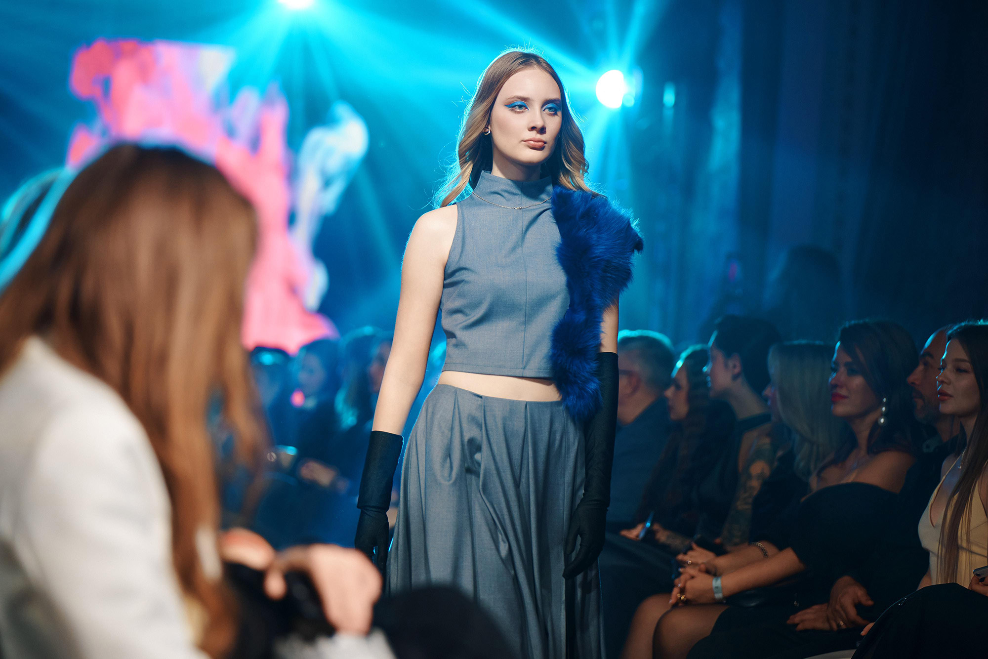 ВТБ (Беларусь) и KRASA создали коллекцию одежды «АСАБЛІВАЯ»