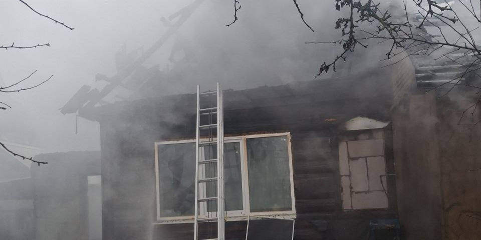 На улице Алтайской в Могилеве горел частный дом