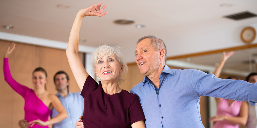 «Золотой возраст — 50+»: сезон танцевальных вечеров стартует в могилевском кинотеатре «Чырвоная Зорка»