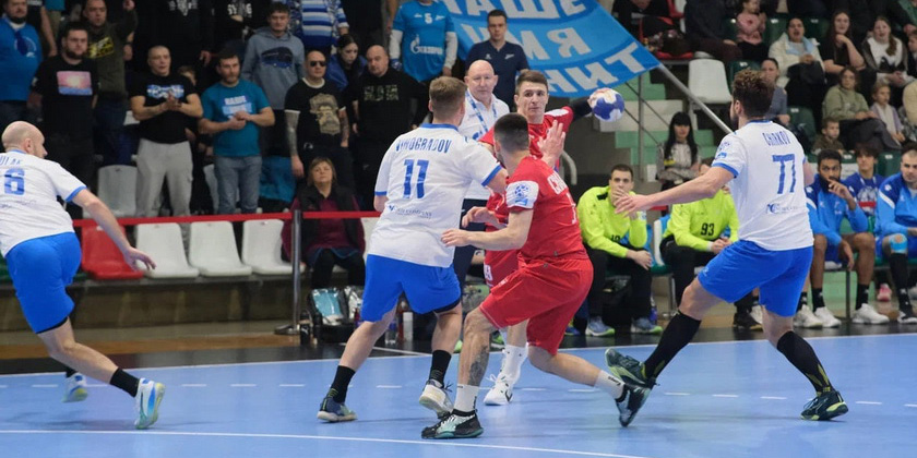 «Машека» уступил «Зениту» в домашнем противостоянии