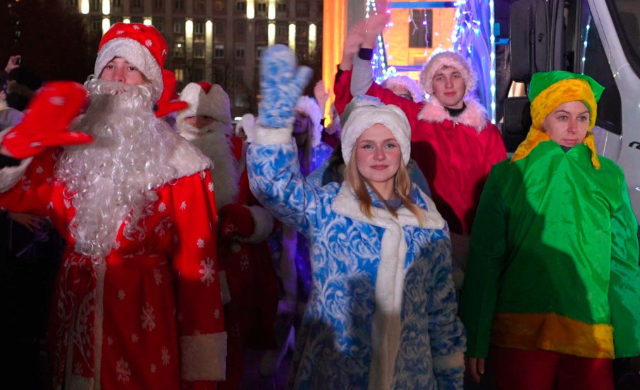 Новогоднее молодежное  шоу «Приднепровье зажигает огни» 