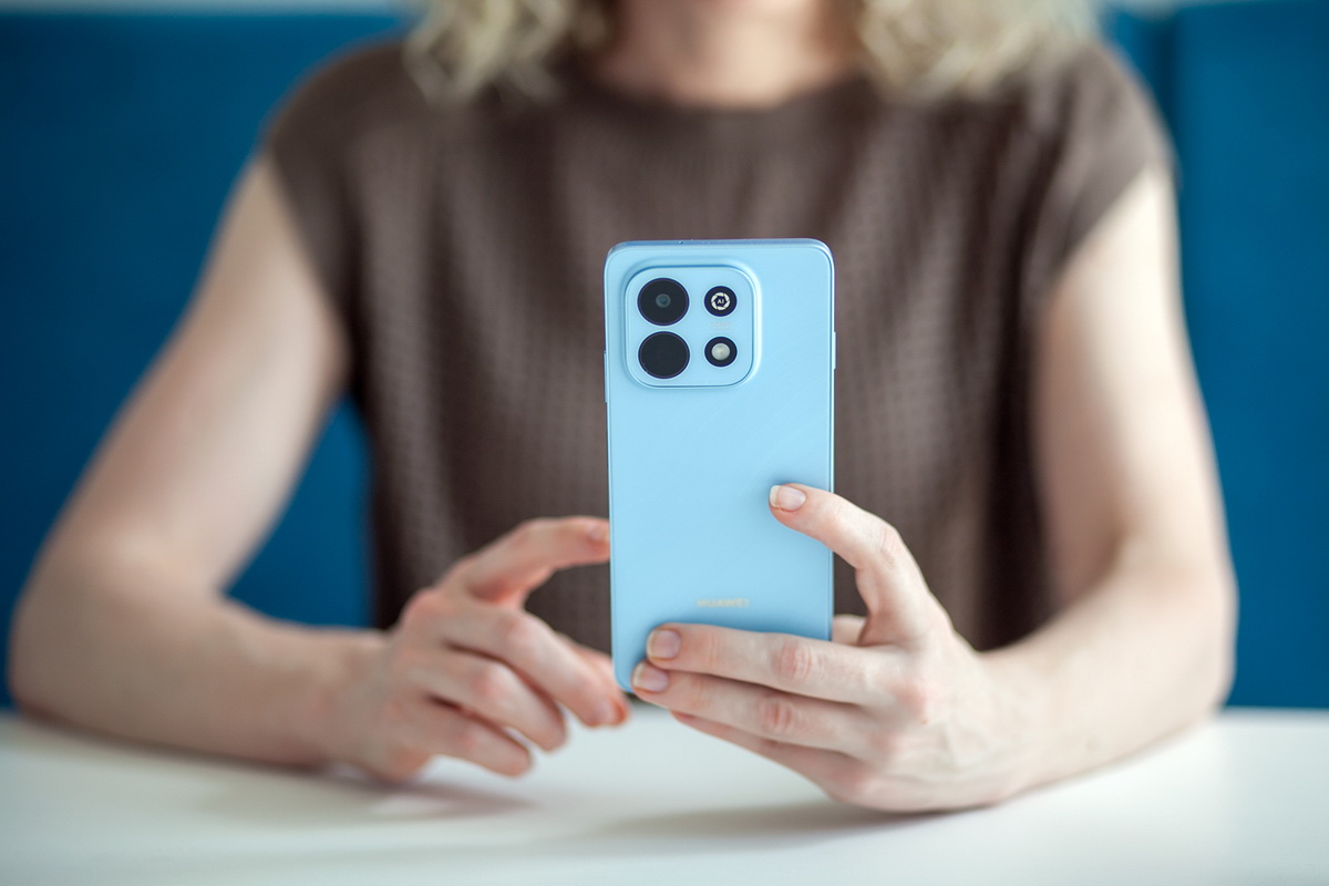 Уже в Могилеве – бюджетный смартфон Huawei nova Y74 с емкой батареей