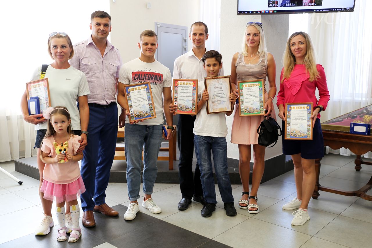 Награждение участников спортивной акции «#23днязаМогилев» пошло в Выставочном зале города