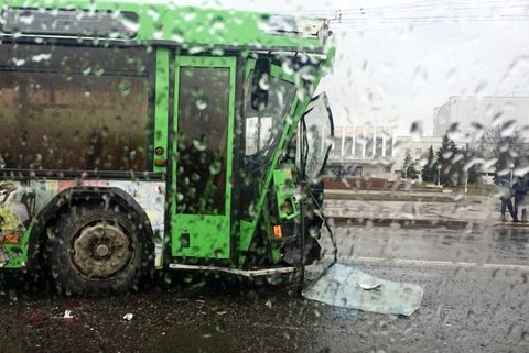 Пассажирские автобус и троллейбус столкнулись в Могилёве: есть пострадавшие